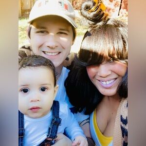 Meet your Posher, Mya